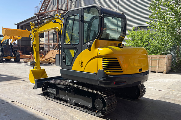 6t Mini Excavator EPA Engine