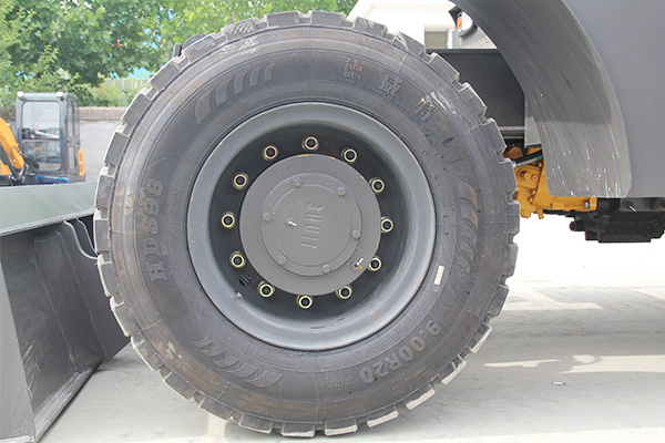 Grab Wheel Excavator
